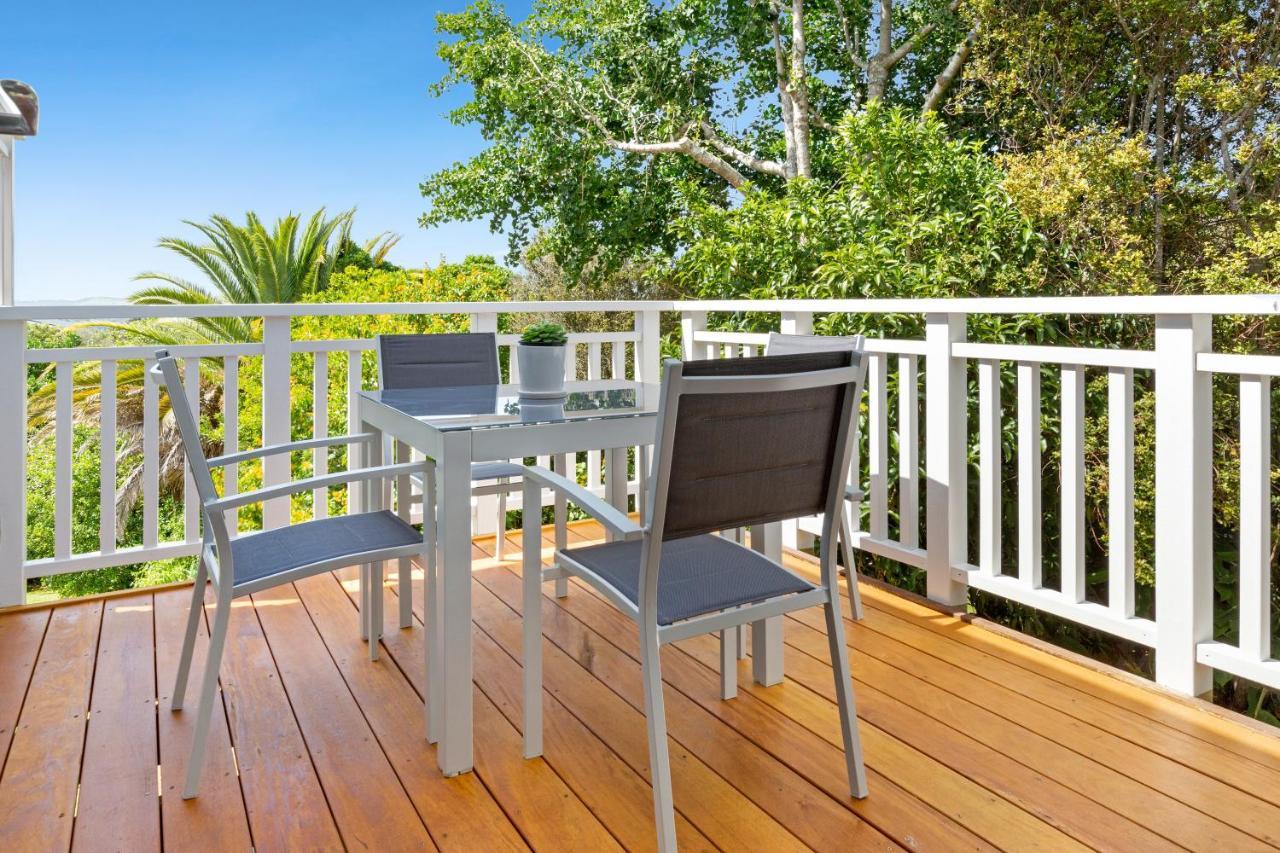 Eight On Church - Near Mudbrick & Cable Bay Oneroa Exterior foto