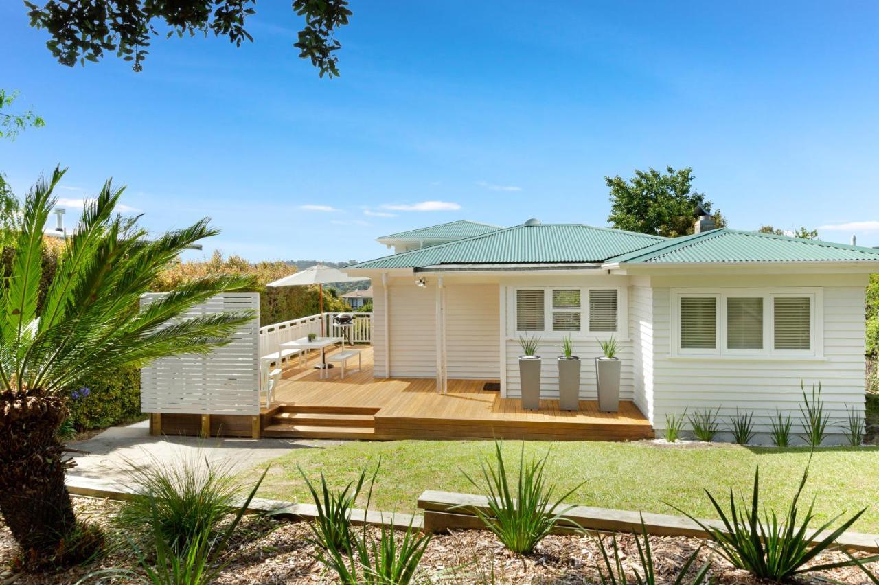 Eight On Church - Near Mudbrick & Cable Bay Oneroa Exterior foto